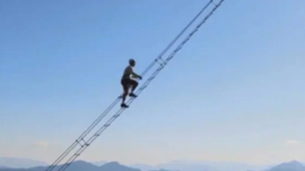 british-tourist-falls-90-meters-to-death-while-ascending-stairway-to-heaven-in-austria